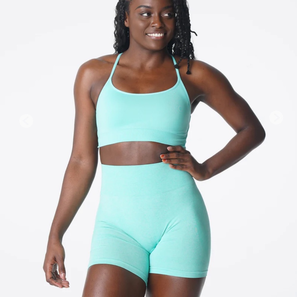 NVGTN Mint Invincible Seamless Bra